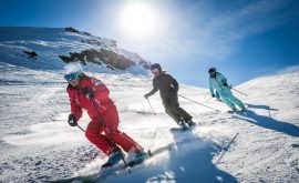 Switzerland. get natural. Skiers in the Jungfrau Region in the Bernese Oberland.

Schweiz. ganz natuerlich. Skifahrer in der Jungfrauregion im Berner Oberland.

Suisse. tout naturellement. Skieurs dans la region de la Jungfrau dans l'Oberland bernois.

Copyright by: Switzerland Tourism - By-Line: swiss-image.ch/Thomas Senf